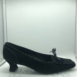 Stuart Weitzman Womens Size 8 M Black Suede Kitten Heels Slip On Loafers Shoes